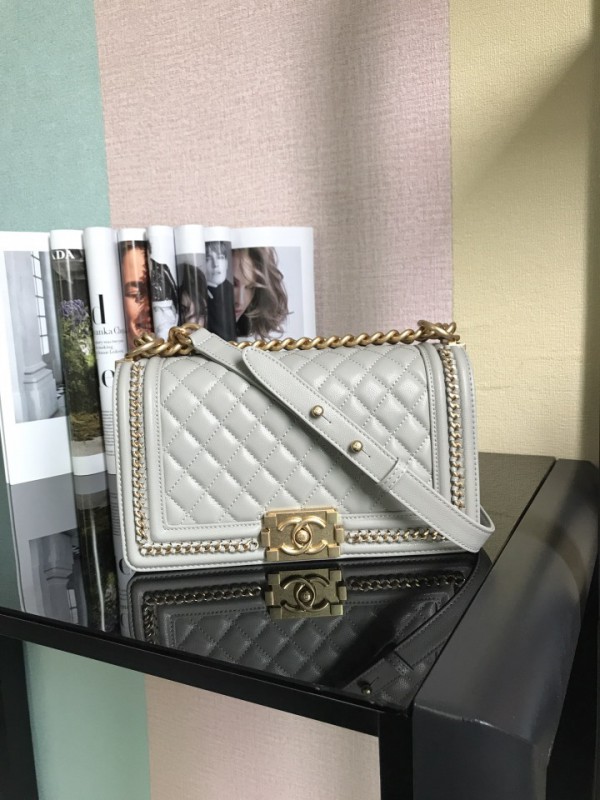Chanel BOY Handbag 25cm - BOY020
