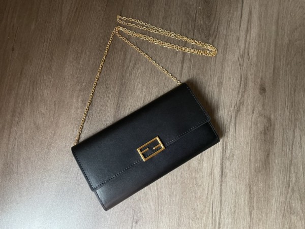 Fendi Wallet On Chain 2 Colors FD-021