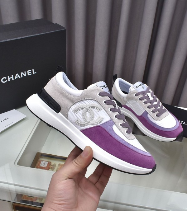 Chanel Low-top Sneaker CHN-022