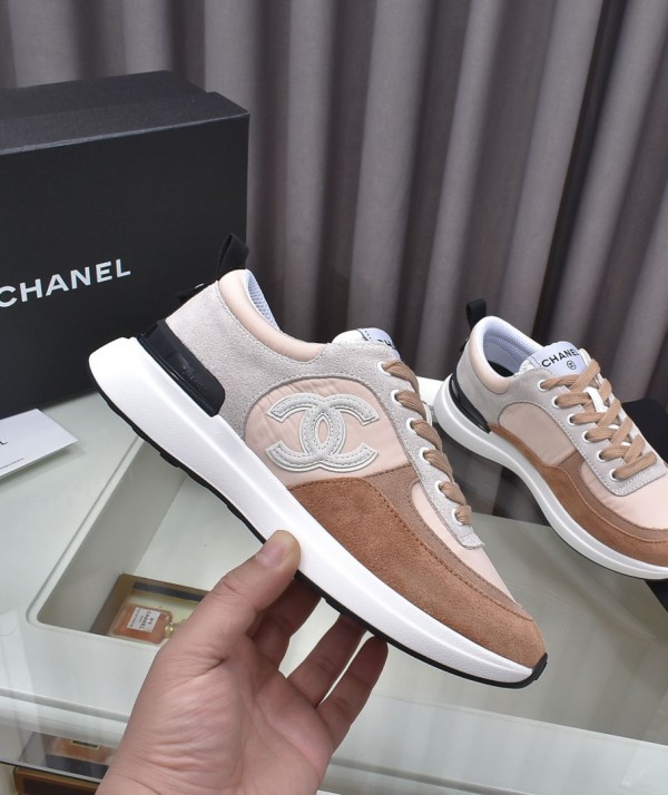 Chanel Low-top Sneaker CHN-023