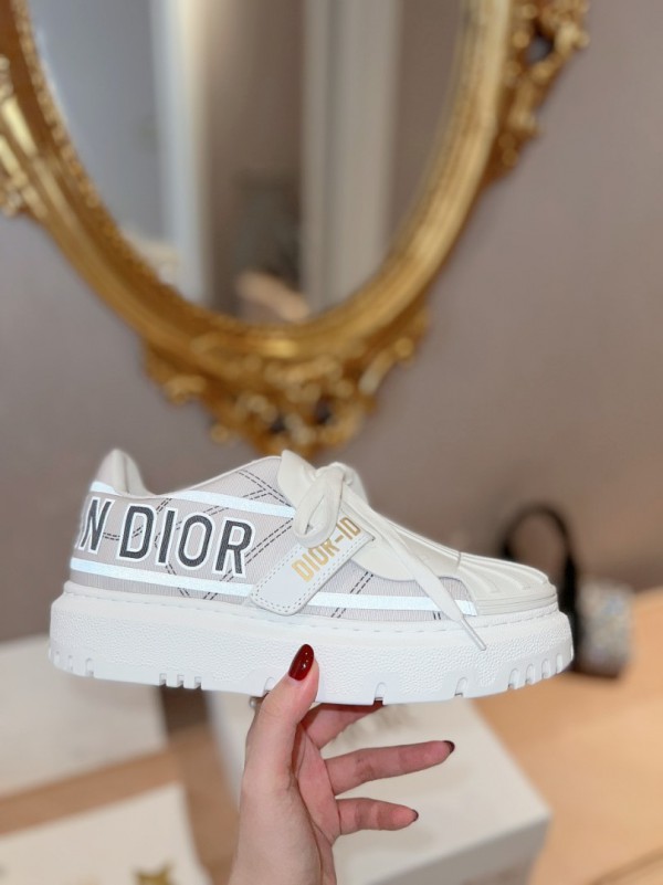 Dior Dior-ID Sneakers DRS-042