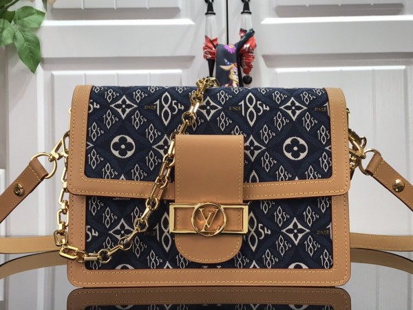 Louis Vuitton Dauphine Monogram Bag (LV-BG-M57499)