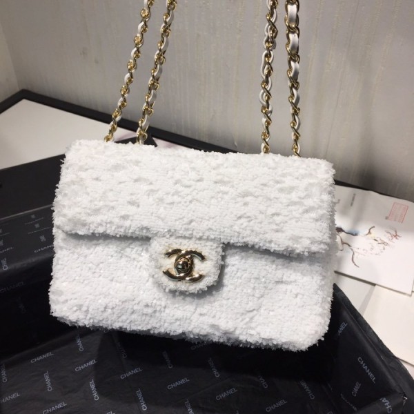 Chanel White Flap Bag (CH-BG-N089)