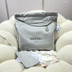 Chanel 22 Large Handbag - 22BAG050