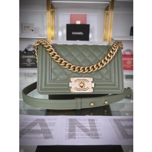 Chanel BOY Handbag 20cm - BOY140