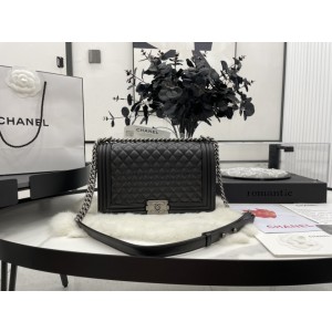 Chanel BOY Handbag 28cm - BOY198