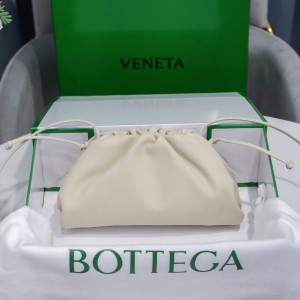 Bottega Venete Pouch Bag BV144