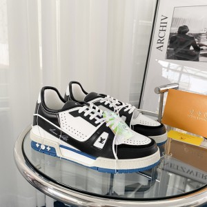 LV Trainer Sneaker LVS-012