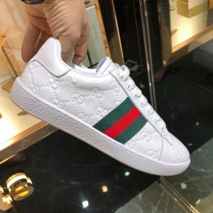 Gucci Low-Top Sneakers (GUC-SH-A163)